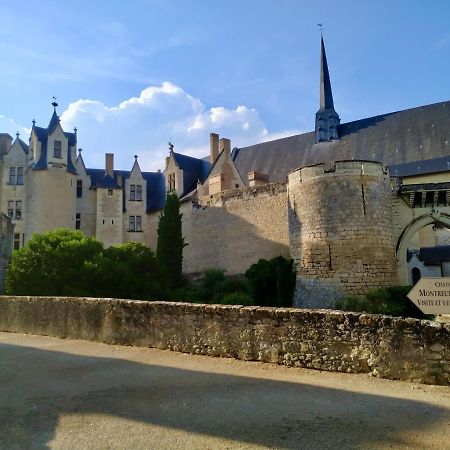 Le Gîte du Trésor Montreuil-Bellay Exterior foto